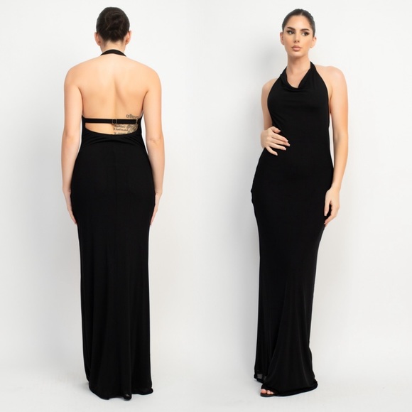 🆕Halter draped maxi dress in black - Picture 5 of 11